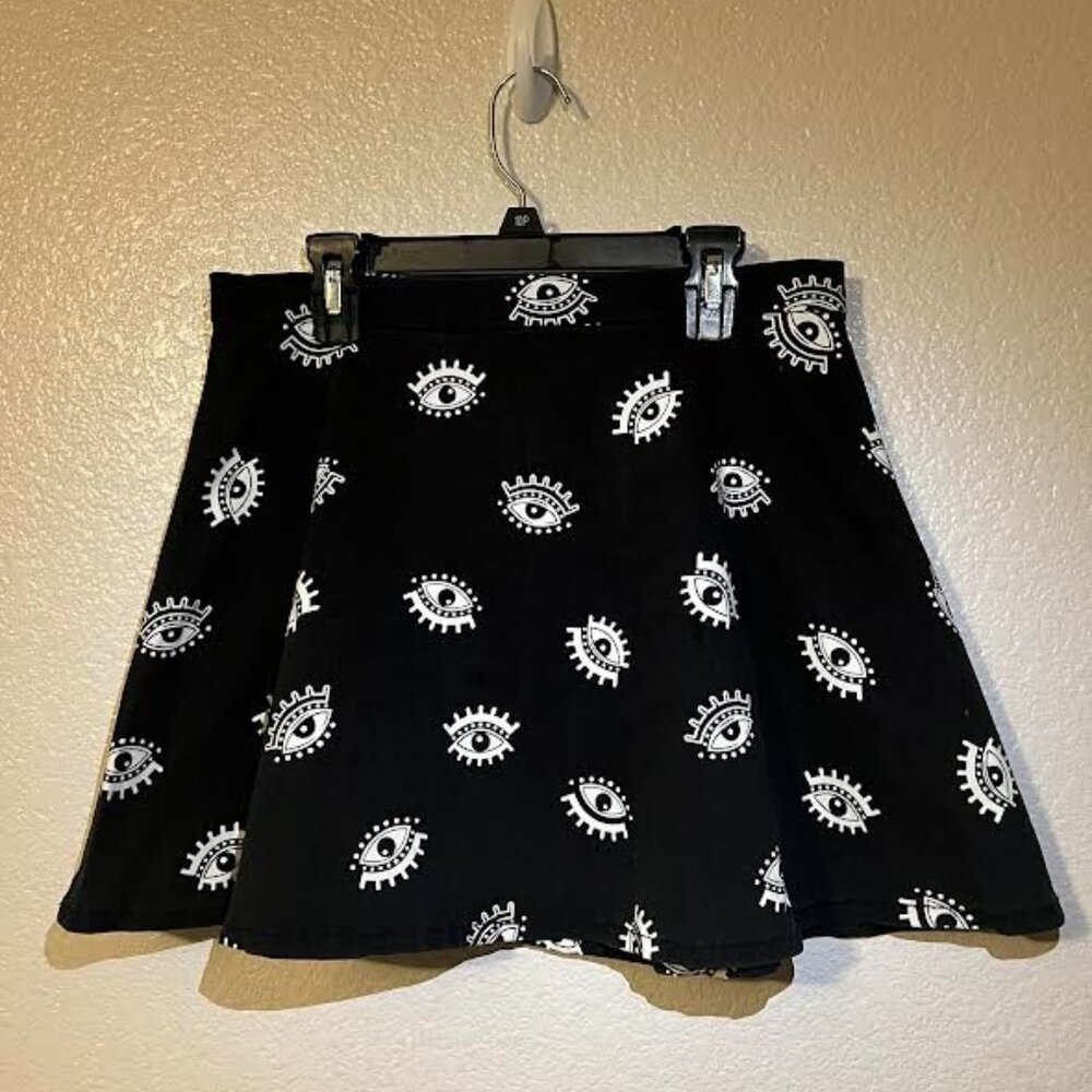 Black Skirt with White Eyes